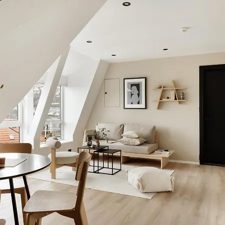 Relaxed With A View 公寓 *